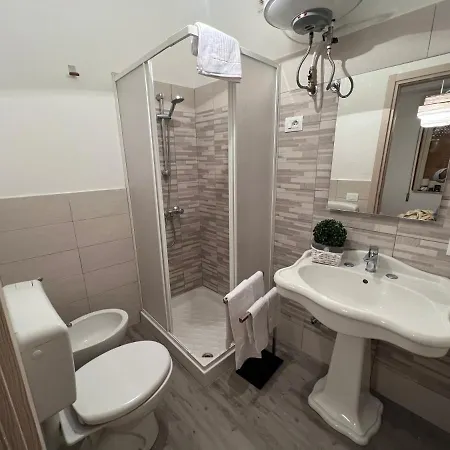 Albemarooms Guest house Noto